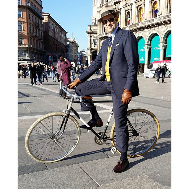 1125260091273629078_566079722