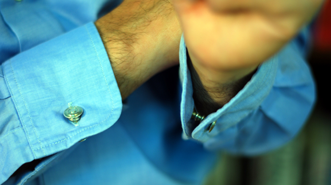 The rarely seen single cuff.