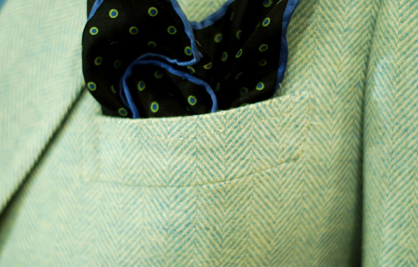 The Barchetta "little boat" scooped breast pocket.